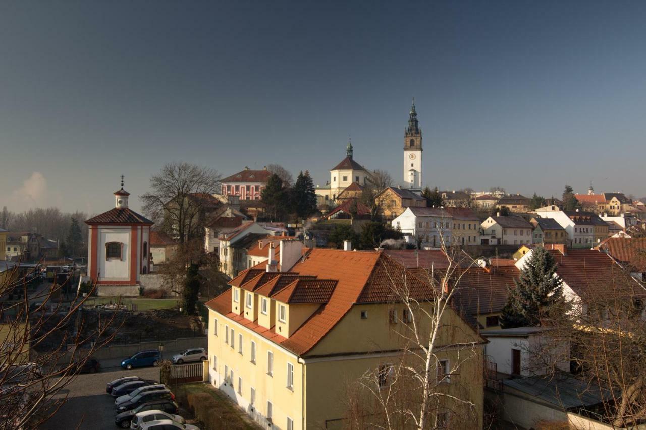 Apartman U Gotickeho Dvojcete Літомержице Екстер'єр фото