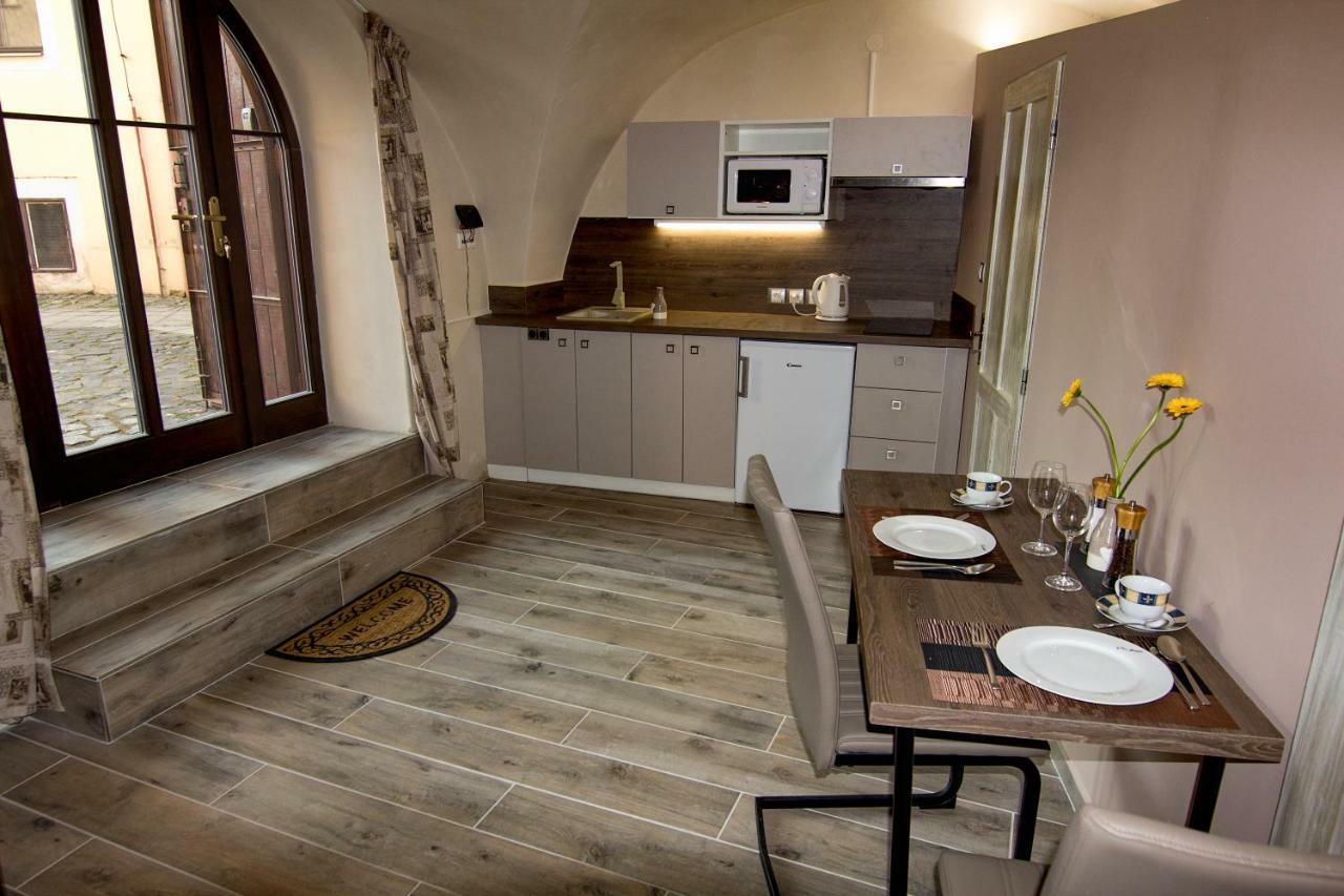 Apartman U Gotickeho Dvojcete Літомержице Екстер'єр фото